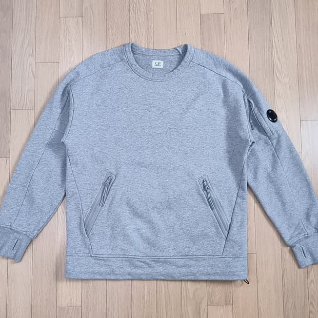 CP COMPANY 유틸리티 맨투맨 XL _ 남성