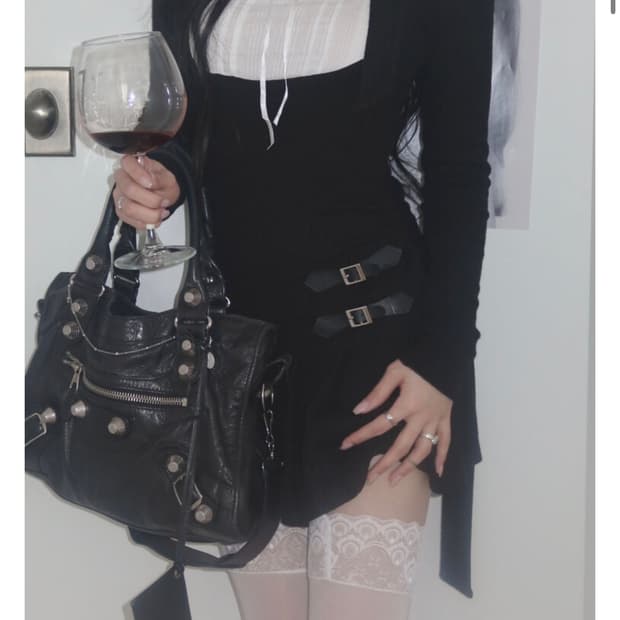 엔젤넘버555 Angelnumber555 블랙 버클 미니 원피스