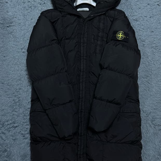 스톤아일랜드 크링클랩스 롱패딩 M사이즈