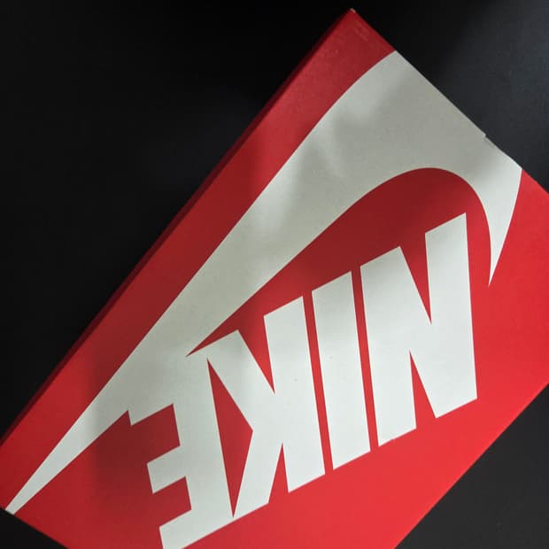 [무료배송] 나이키박스 (속지포함)