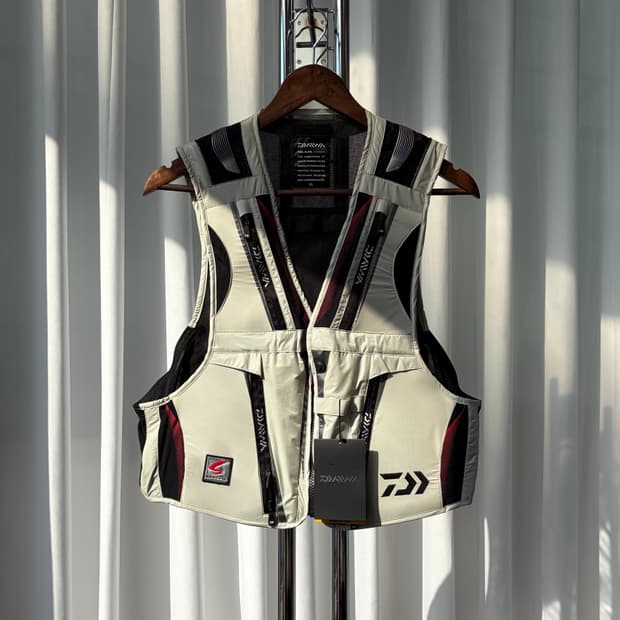 (새상품)[XL]다이와 스페셜 배리어텍 숏 메쉬 베스트 낚시 피싱