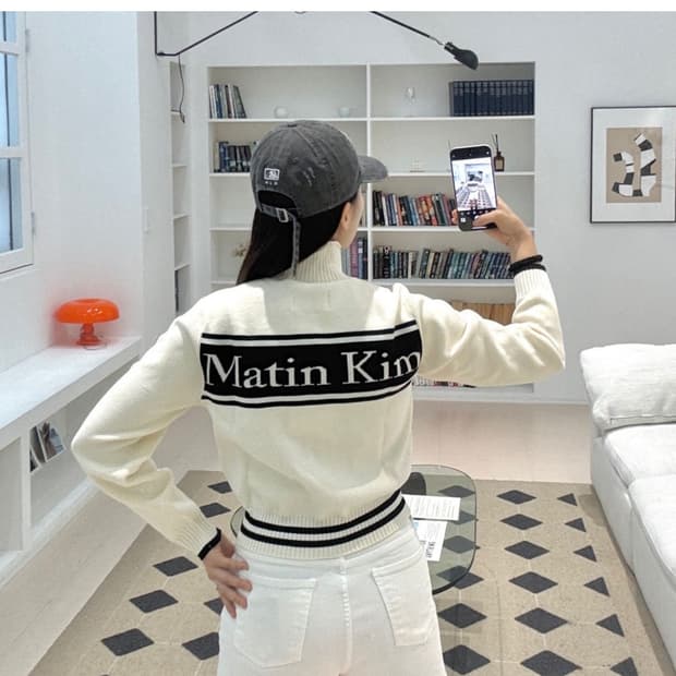 마뗑킴 스펠 포인트 스트라이프 가디건 아이보리 S