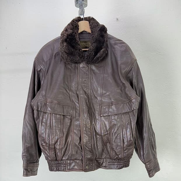 이브 생로랑 뿌르 옴므 브라운 램스킨 퍼 카라 파일럿 봄버 자켓