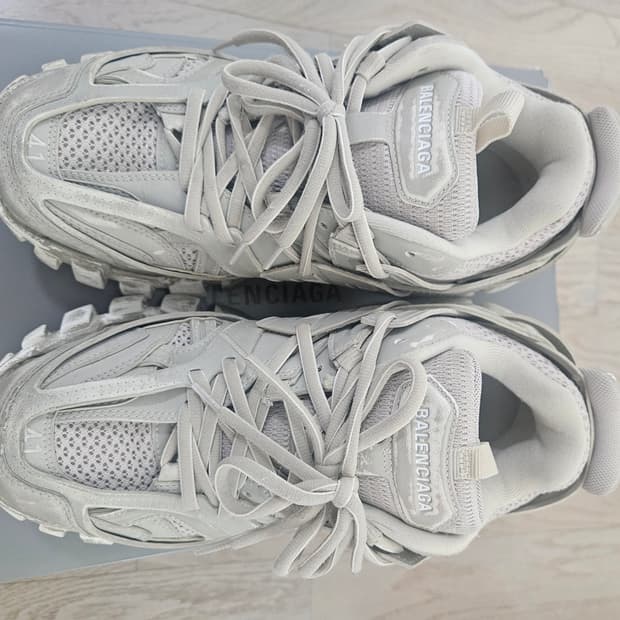 발렌시아가 트랙 슈즈