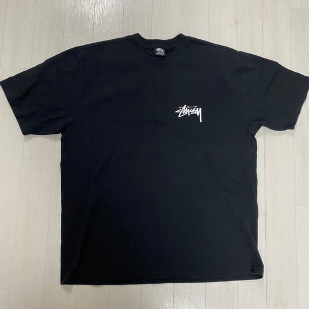 스투시 위더드 플라워 티셔츠 블랙