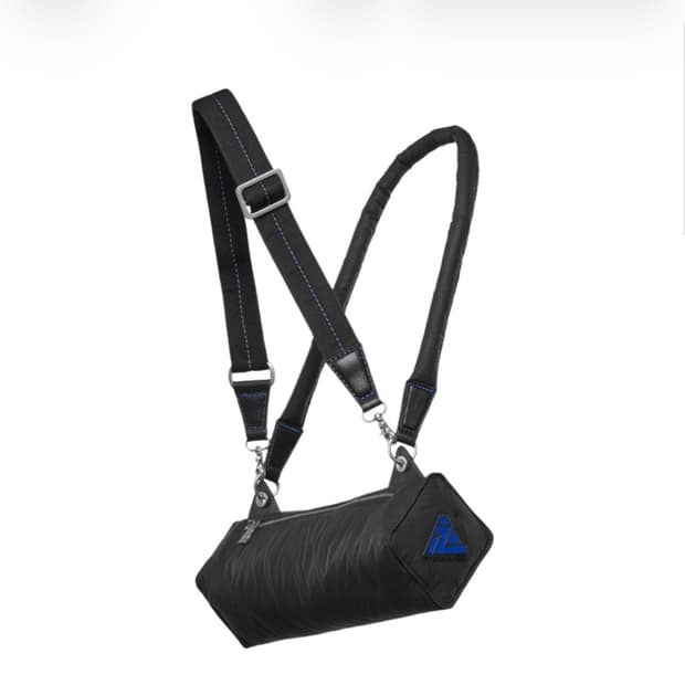 아더에러X자라 숄더백 블랙