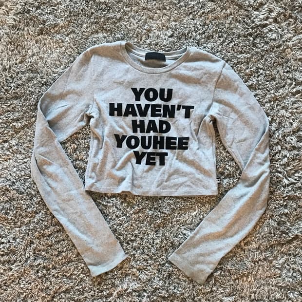 YOUHEE Lettering Long Sleeve Gray