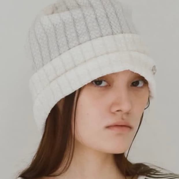 교환) 밀로우먼 비니 아이보리->블랙 구해요