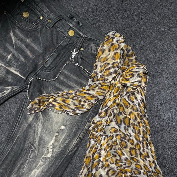 jpn Rock-Punk leopard Silk scarf