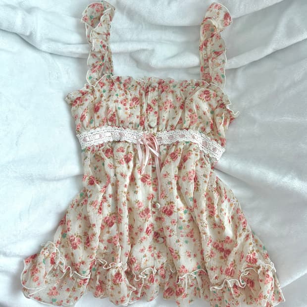 리즈리사 대대장 잔꽃 튜닉탑