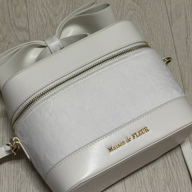 메종드플뢰르 마리캣 베니티백 스나계 걸리 양산형 가방 질스튜어트