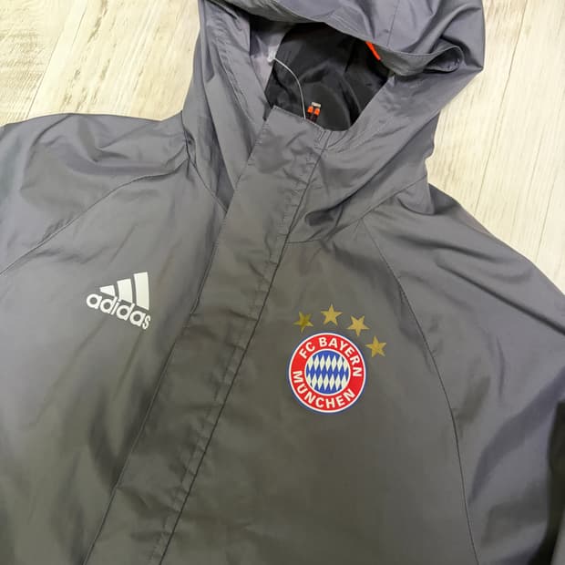 [100] 아디다스 바이에른 뮌헨 레인 자켓