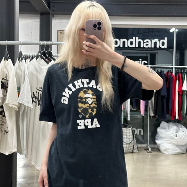 베이프 카모 컬리지 황계 반팔 티셔츠