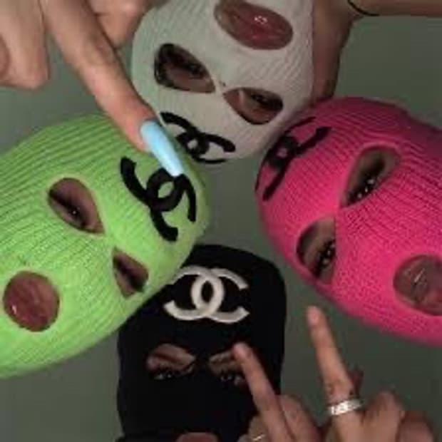 Designer Sporty CC 로고 바라클라바 / 핑크 , 블랙
