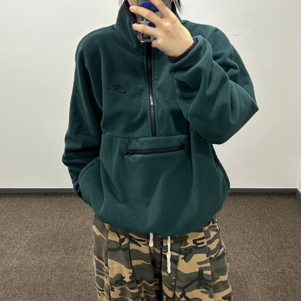 Nike 나이키 블랙 로고 딥그린 반집업 후리스