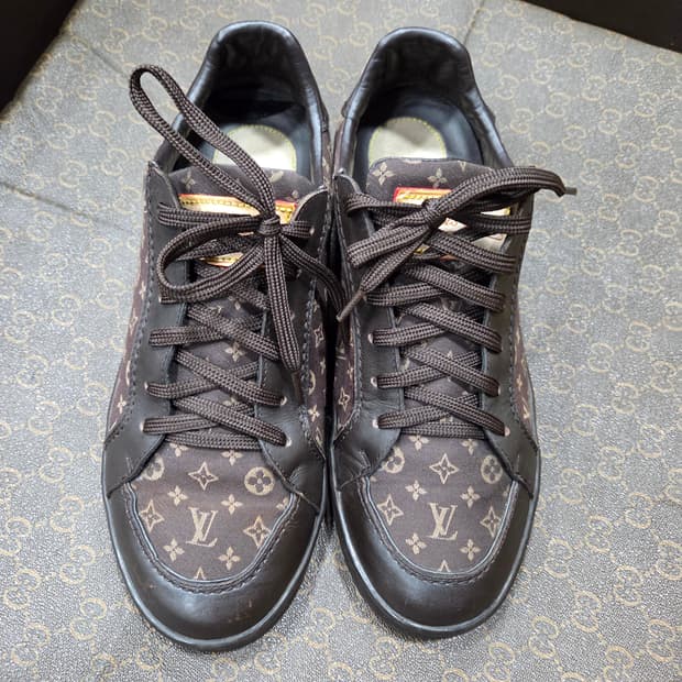 루이비통 스니커즈