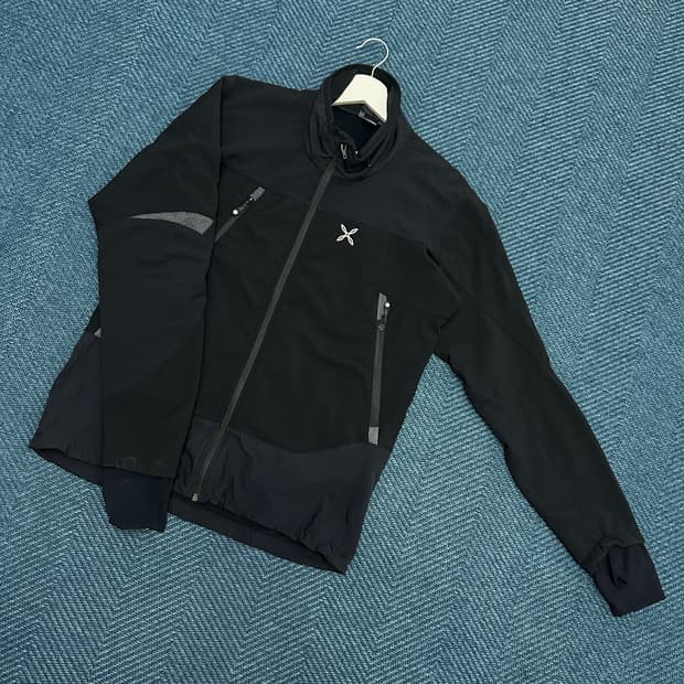 [L] 몬츄라 바람막이