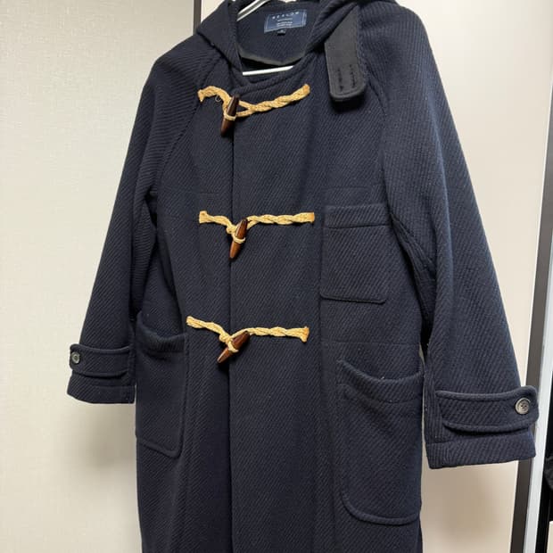 비슬로우 더플코트(떡볶이코트) M(100) 판매합니다.