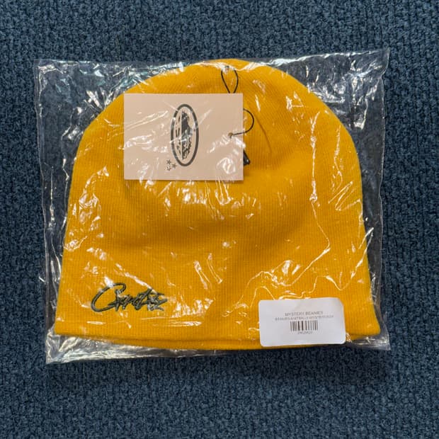corteiz 코르테즈 비니 yellow