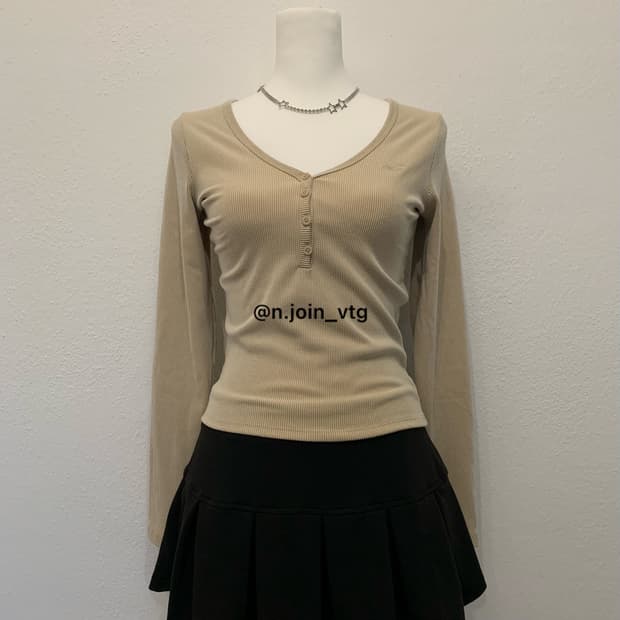 홀리스터 헨리넥 연브라운 롱슬리브 아베크롬비