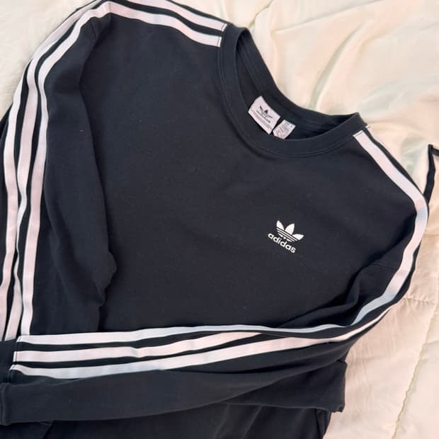 아이다스 롱슬리브