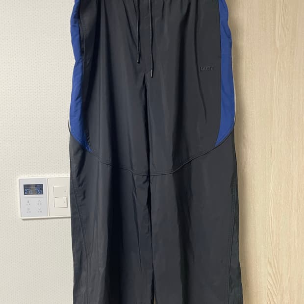 준지 25ss 컬러블록 스포티 트랙팬츠(트랙1) 블루, 52사이즈