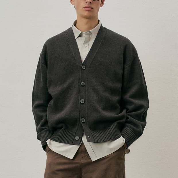 커스텀어클락 소프트 베이직 브이넥 가디건