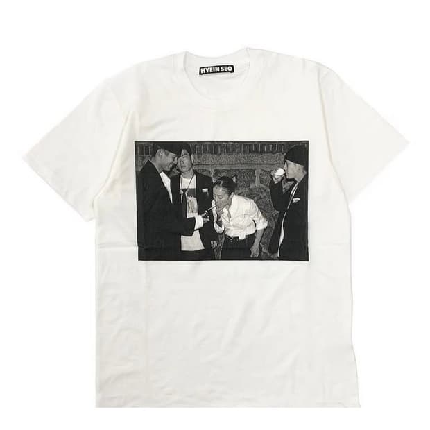 Hyeinseo Save Yourself T-shirts 1사이즈
