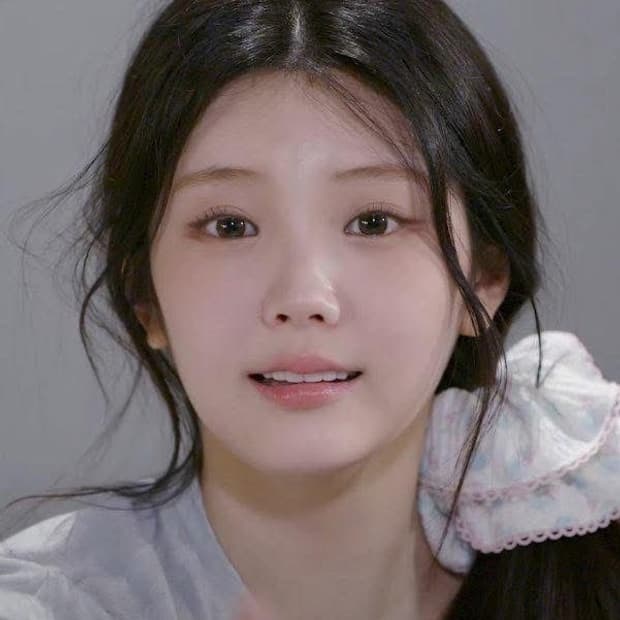 민지에나 스크런치 FLOWER scrunchie white