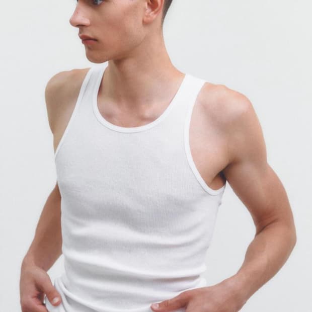 헤인즈 나시 민소매 화이트 M L