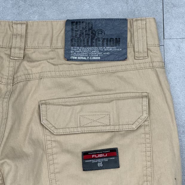 (56) fubu 카고 반바지