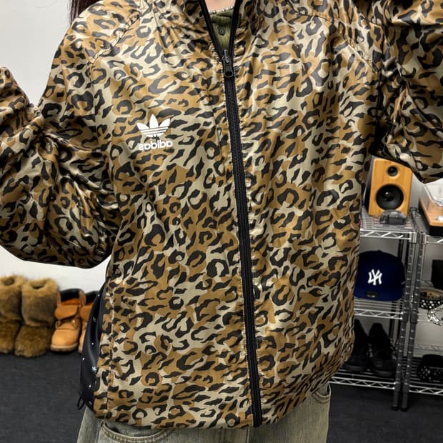 아디다스 레오파드 리버시블 자켓
