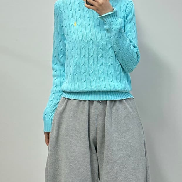 폴로 랄프로렌 스카이블루 꽈배기 니트