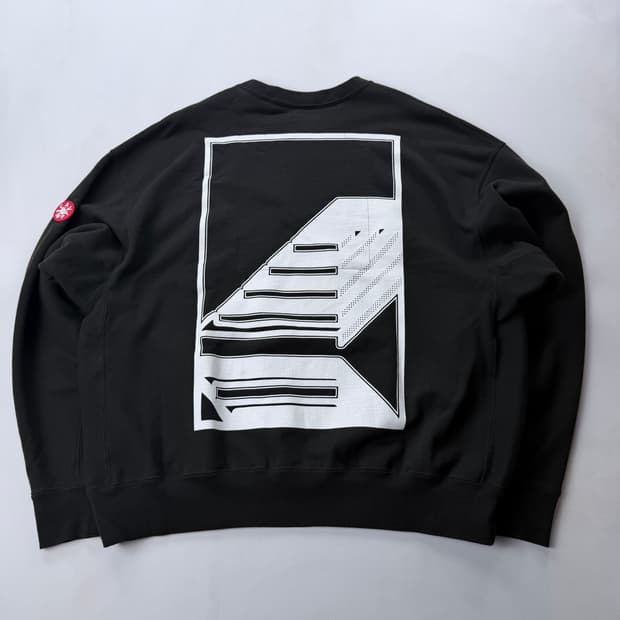 Cav Empt 카브엠트 22F/W 워시드 디멘션 크루넥 맨투맨