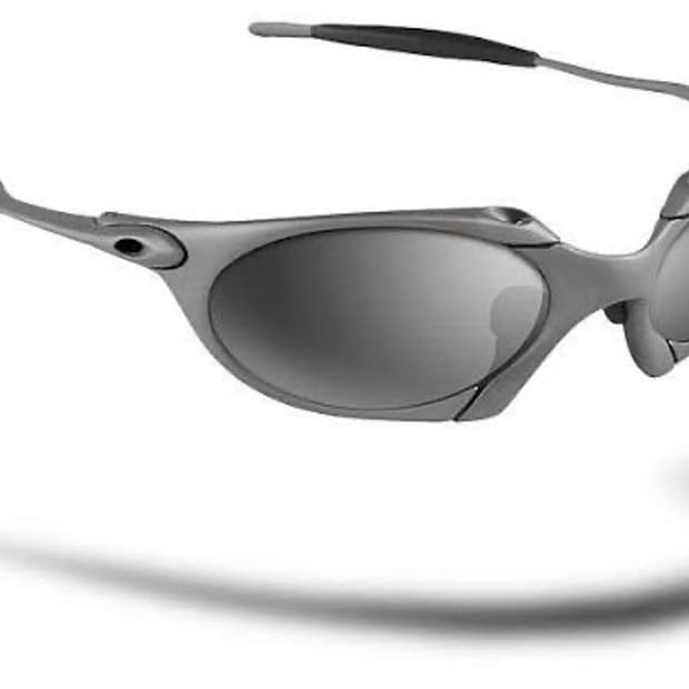 오클리 로미오 구합니다!