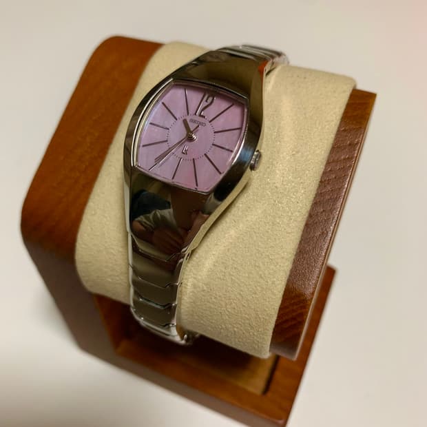 세이코 Seiko LK 쉘 실버 핑크