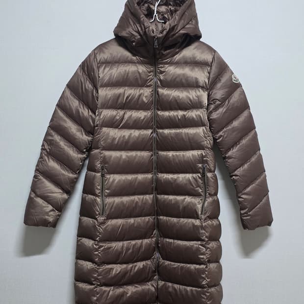 몽클레어 구스다운 패딩