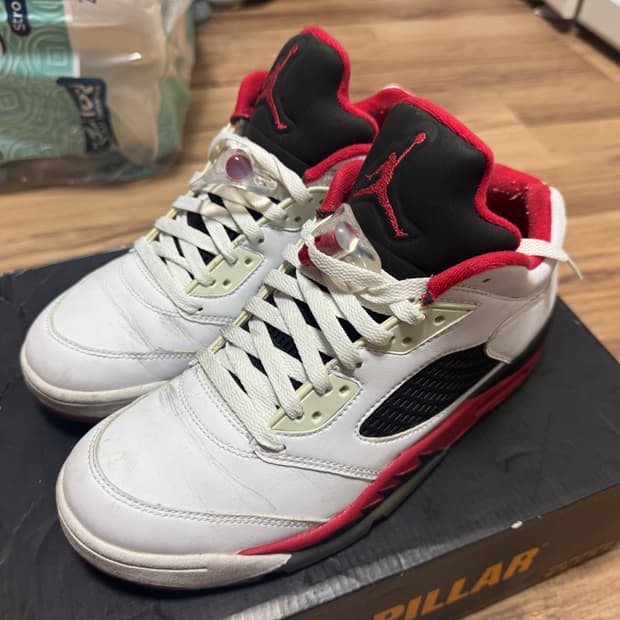 에어조던5로우 파이어레드