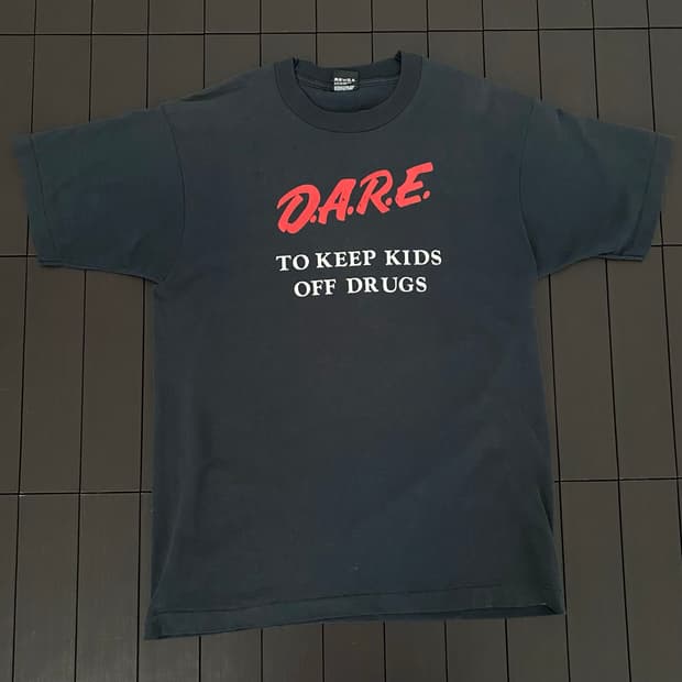 (L) 90s 빈티지 DARE 티셔츠
