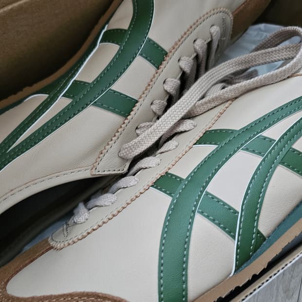 오니츠카타이거 멕시코66 베이지 그라스 그린 285 새상품