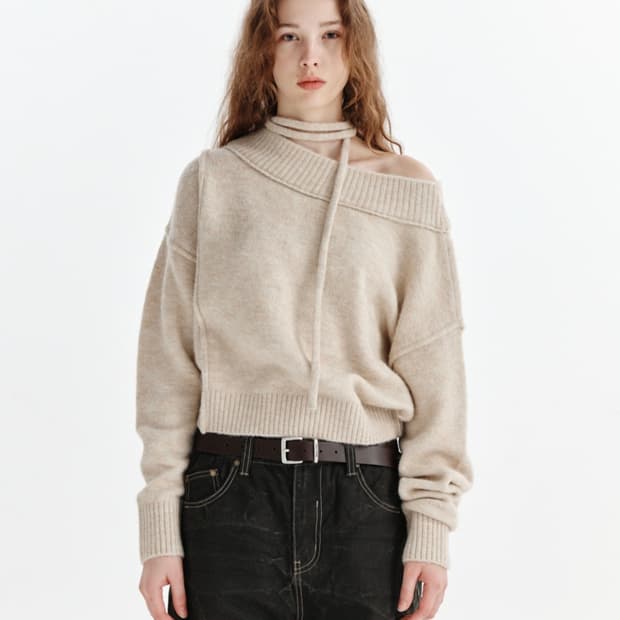 마뗑킴 오프숄더 베이지 니트