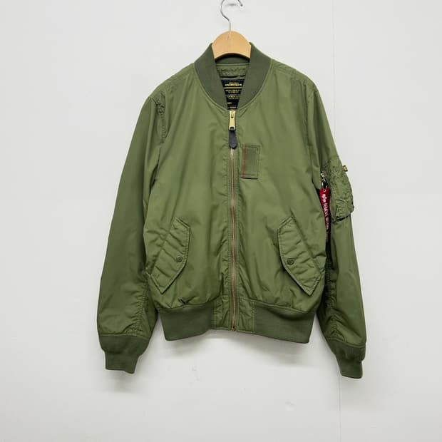 알파인더스트리 MA-1 봄버 자켓