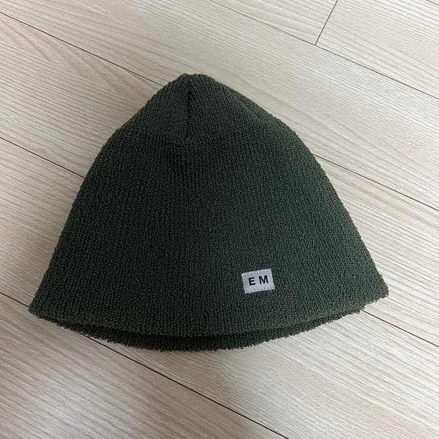 엔즈앤드민즈 ends and means 숏와치 비니
