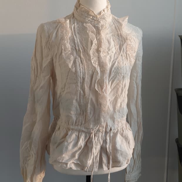 [빈티지] 레이스 핀턱 블라우스 아이보리