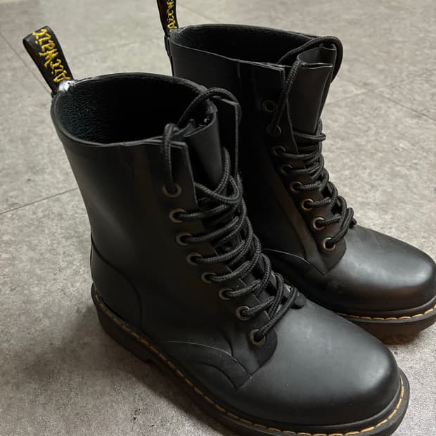 닥터마틴 레인부츠