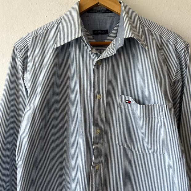 타미힐피거 남성 블루 스트라이프 코튼긴팔셔츠