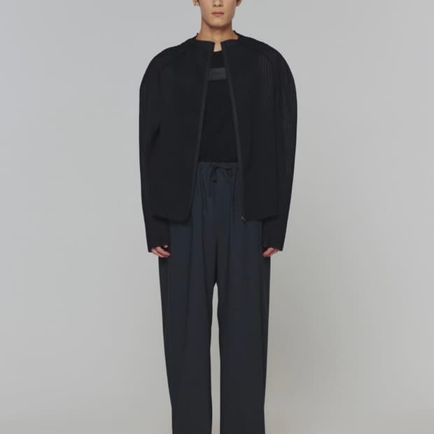 아모멘토 플리츠 자켓 L