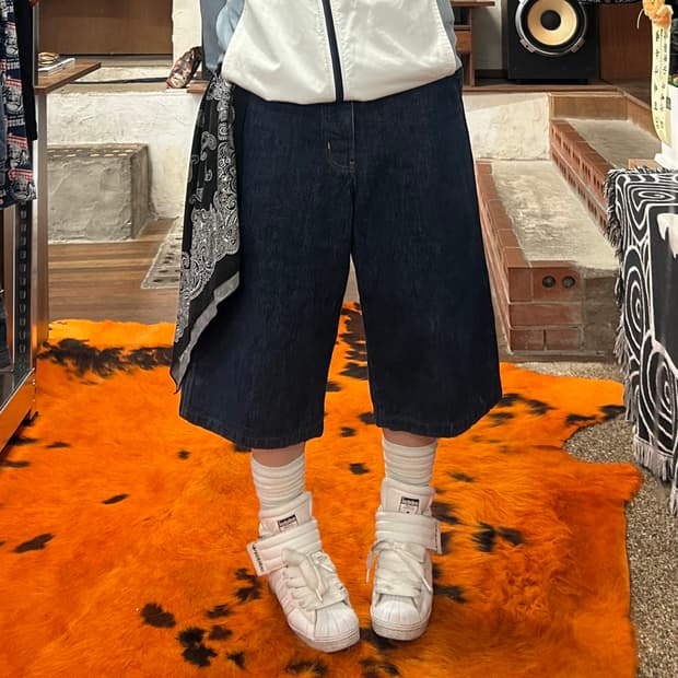 올드 네이비 카펜터 버튼플라이 버뮤다 팬츠