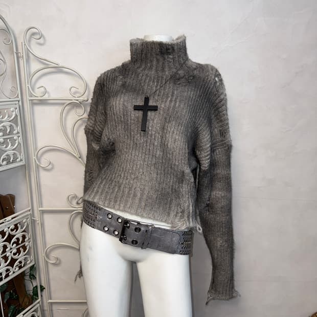 Ulkin spray turtleneck crop sweater_grey