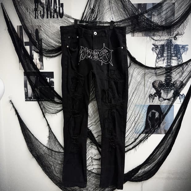 Punk embriodery damaged pants